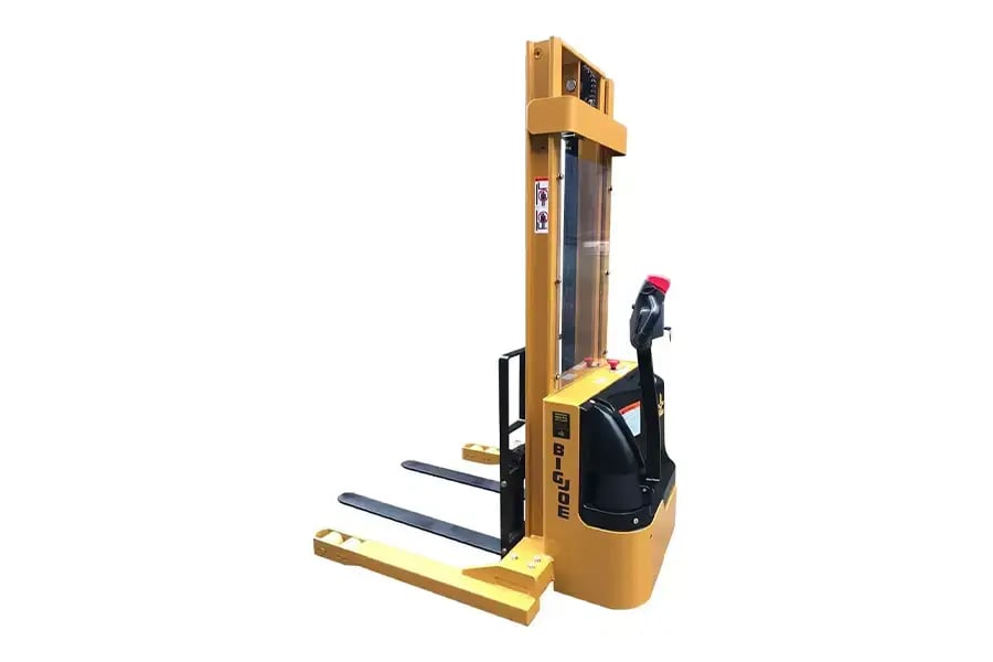walkie-stackers-1